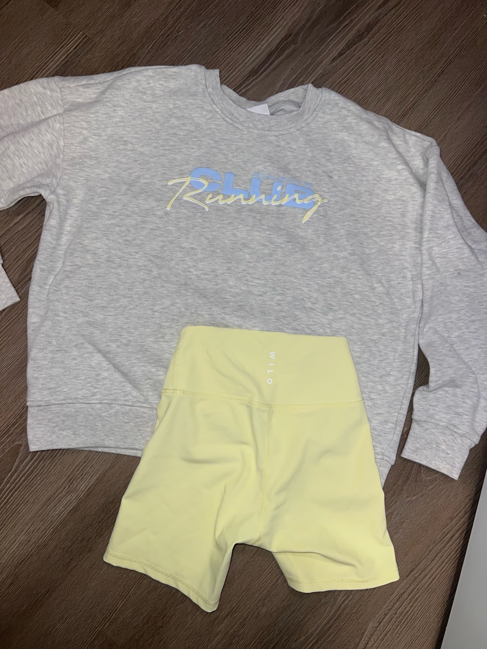 WILLO Light Yellow High-Waist Bike Shorts & Gray 'Running' Sweatshirt Set